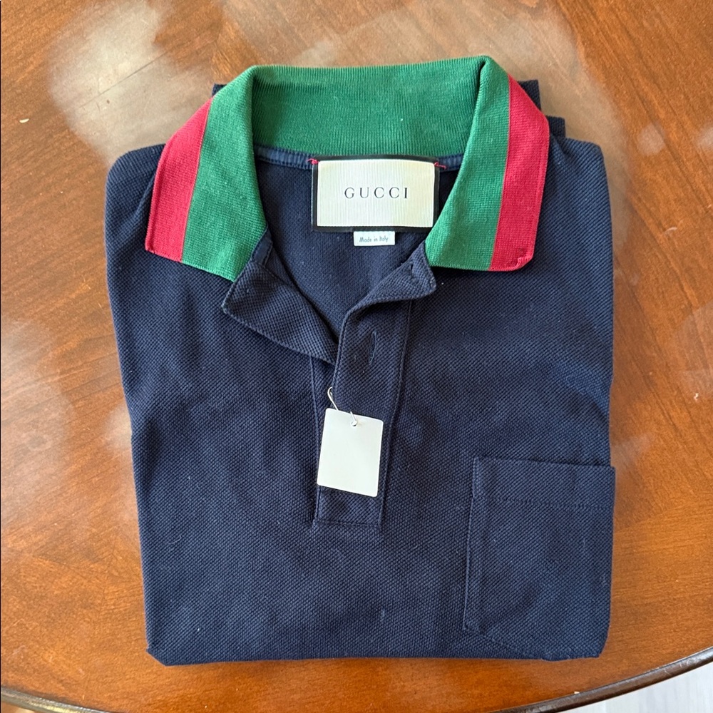 Gucci Men's Polo Shirt in Navy with Red and Green Accents